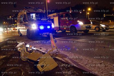 Grozny wypadek na skrzyzowaniu Kartuskiej, Lostowickiej...