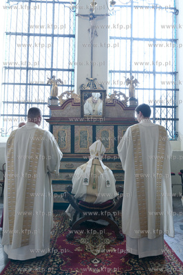 Wielki Czwartek, Msza Krzyzma w katedrze pelplinskiej...