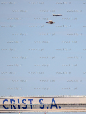 Próby lotnicze przed pokazami z okazji Dni Marynarki...