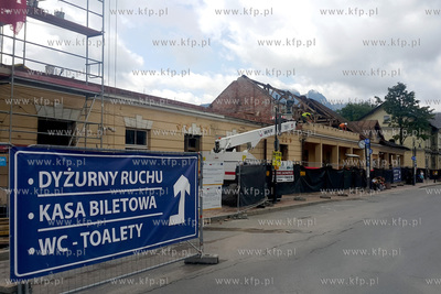 Remont budynku dworca PKP w Zakopanem. 08.08.2019 Fot....