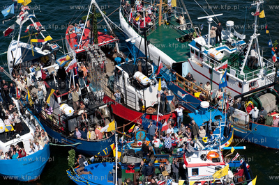 Morska Pielgrzymka Rybakow w Pucku na odpust Sw Piotra...