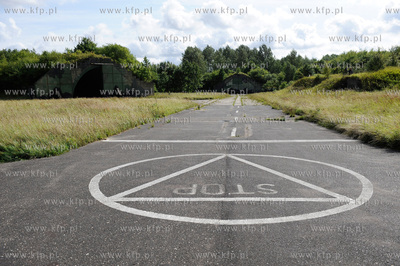 Jednostka wojskowa w Redzikowie, k. Slupska. Tutaj...