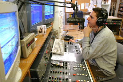 Studio trojmiejskiego radia ESKA NORD. 1.12.2003 fot....