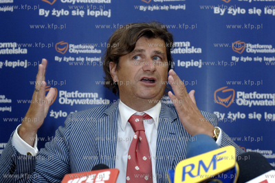 Gdansk. Konferencja prasowa Przewodniczacego sejmowej...