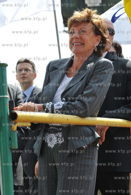 Stocznia Gdansk. Wodowanie jednostki COMBIDOCK IV....