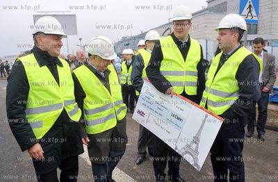 Oficjalne rozpoczecie budowy nowego terminalu, plyty...