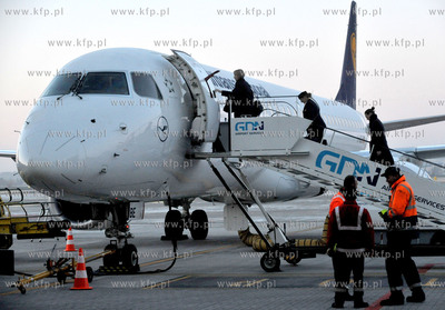 Pierwszy dzien funkcjonowania nowego terminalu T2 gdańskiego...