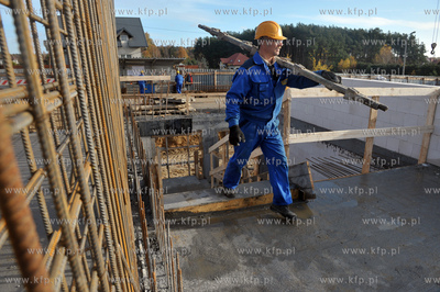 Banino, ul. Tuchomska. Uroczystosc wmurowania kamienia...
