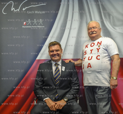 Zdjęcie Adama Korola  z prezydentem Lechem Wałęsą....