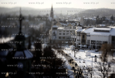 Sopot. Ul. Bohaterow Monte Cassino widzana z latarni...