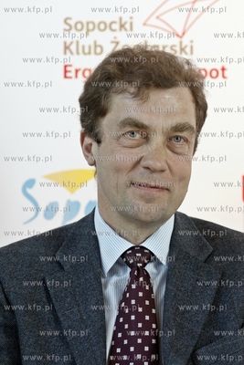 Sopocki Klub Zeglarski. Konferencja prasowa dotyczaca...