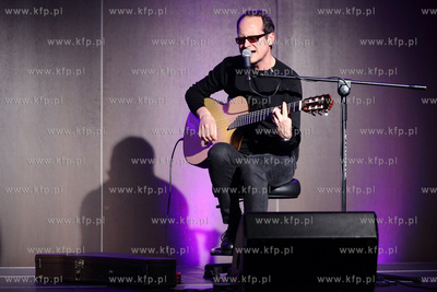 PGE Atom Pub w Gdansku. Koncert akustyczny Zbigniewa...