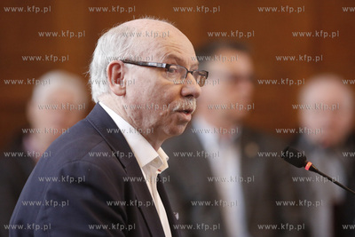 XVII nadzwyczajną sesję Rady Miasta Sopotu, na której...