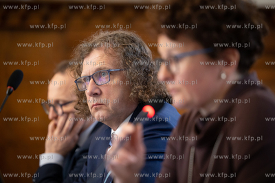 Sesja Rady Miasta Sopotu. Nz. Jacek Karnowski.
06.04.2023
fot....