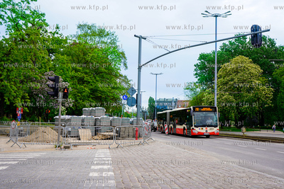 Remont chodnika między Huciskiem a Podwalem Grodzkim....