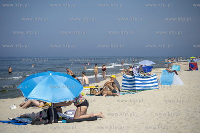 Plaża w Krynicy Morskiej na Mierzei Wislanej. 19.08.2023...