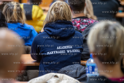 Akademia Marynarki Wojennej w Gdyni. Trenuj w wojskiem...