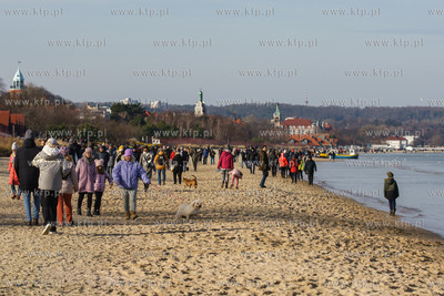 Plaża w Sopocie.13.02.2022 / fot. Anna Rezulak / KFP