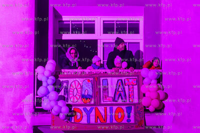 100 - lecie Gdyni. Urodzinowy spektakl uliczny GDYNIA...