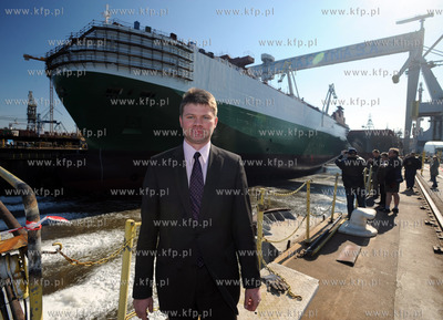 Ostatnie wodowanie w Stoczni Gdynia SA. 196-metrowy...