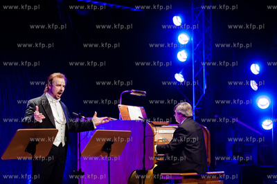 Gdansk. Filharmonia Baltycka. Koncert tenora Wieslawa...
