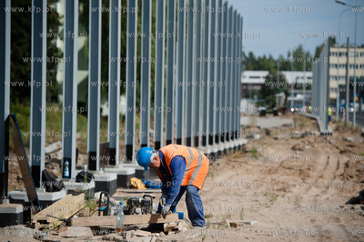 Gdansk. Wznowione po kilku miesiecznej przerwie, prace...