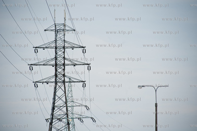 Gdansk. Chelm. Siec wyokiego napiecia. 13.06.2013 fot....