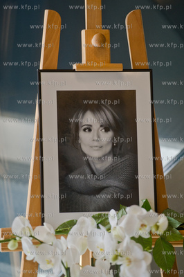 Gdynia. Infobox. Mieszkancy trojmiasta wpisuja sie...