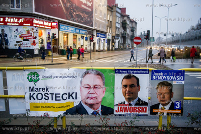 Gdansk Wrzeszcz. Kampania wyborcza do samorzadu. Plakaty...