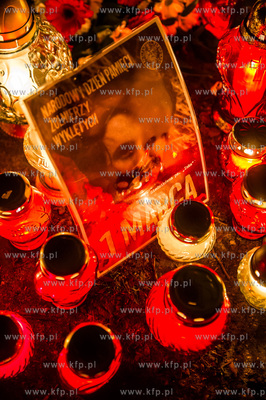 Gdansk. Cmentarz Garnizonowy. Dzien Pamieci Zolnierzy...