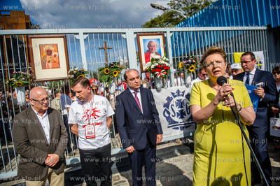 Gdansk. Plac Solidarnosci. Pokojowa manifestacja zwiazkowcow,...