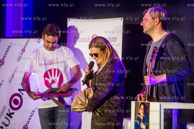 Sopot. Zatoka Sztuki. Charytatywne spotkanie z piosenkarką...