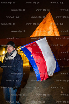 Gdańsk. Pikieta zorganizowana przez Komitet Obrony...