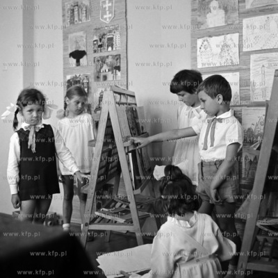 Zajecia plastyczne zorganizowane przez gdański dom...