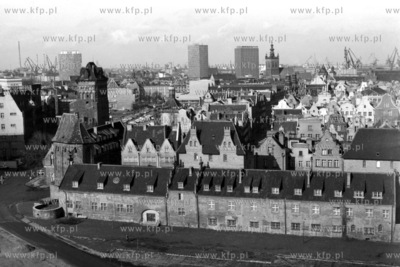 Panorama Gdańska, widok na zespół Dworu Miejskiego...