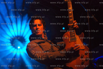 Dni Pruszcza 2008 - koncert Golden Life na stadionie...