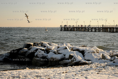Gdynia. Zimowy spacer po Orlowie. 04.01.2009 fot. Andrzej...