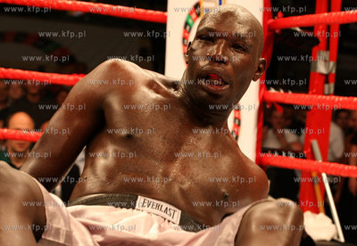 Gdynia, Gala boksu zawodowego. Nz. Raymond ochieng...