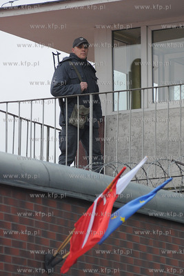 Z inicjatywy Stowarzyszenia Nasz Gdansk na murach Aresztu...