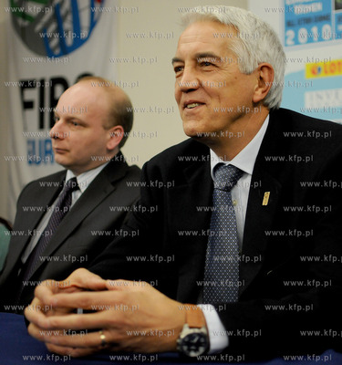 Hotel Nadmorski w Gdyni. Konferencja prasowa przed...