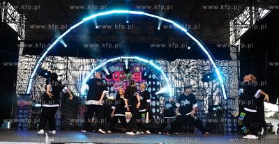 Gdansk. Plac Zebran Ludowych. Festiwal MTV Gdansk Dzwiga...