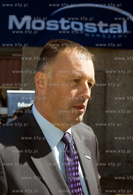 Uroczystosc podpisania i wmurowania aktu erekcyjnego...