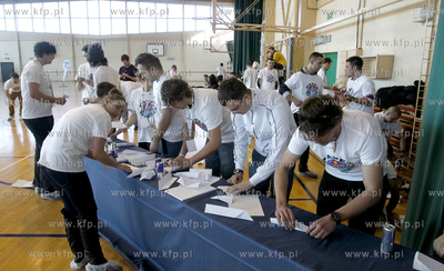 Eliminacje do Mistrzostw Swiata RED BULL PAPER WINGS....