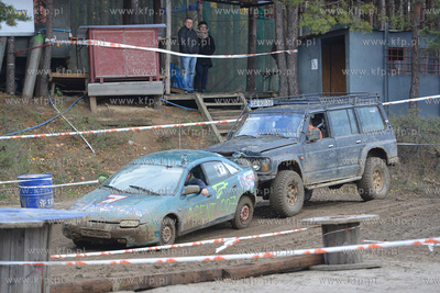 ZYWE TRUPY GRASOWAŁY W KOLIBKACH. Kolejna 14. juz...
