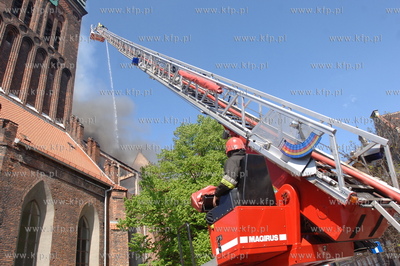 Pozar kosciola sw Katarzyny w Gdansku.
22.05.2006
Fot....