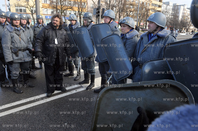 Realizacja filmu Czarny Czwartek na rogu ul. 10 Lutego...