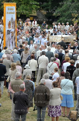 Procesja Bozego Ciala w parafii Najswietszej Maryi...