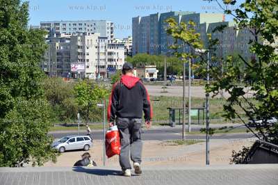 Gdansk Zaspa. Schody na most kratowy od ul. Hynka do...