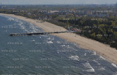 Gdansk Brzezno i Przymorze z lotu ptaka. 2.05.2011...