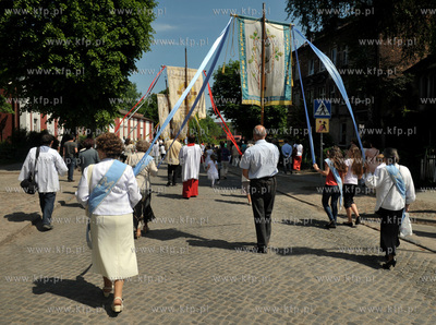 Uroczystosci i procesja Bozego Ciala w parafii sw....